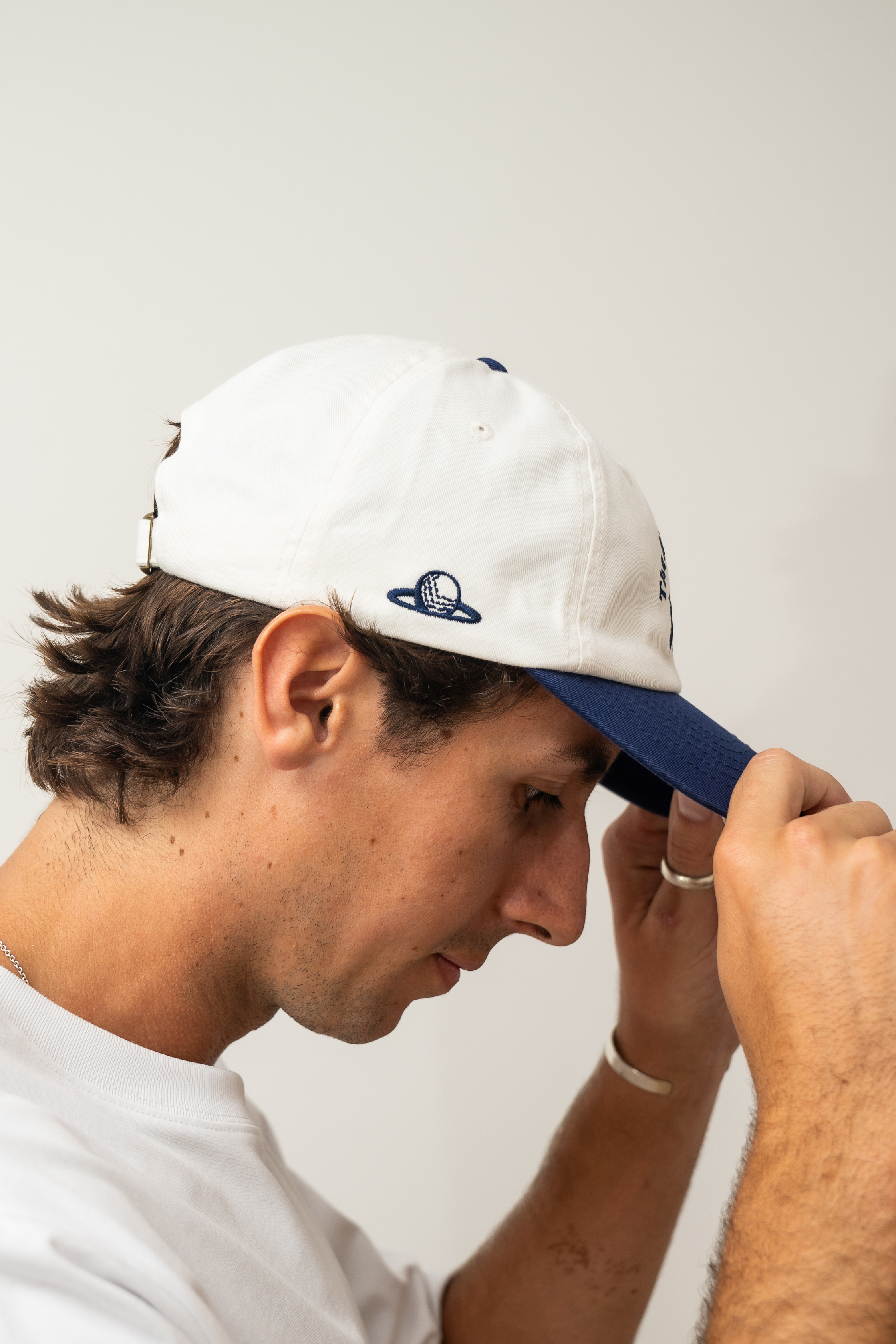 The Albatross Club Cap - White/Blue
